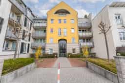 Seniorengerechte und barrierefreie Erdgeschosswohnung mit Gartenzugang in zentraler Lage von Cham! - Thumbnail 8