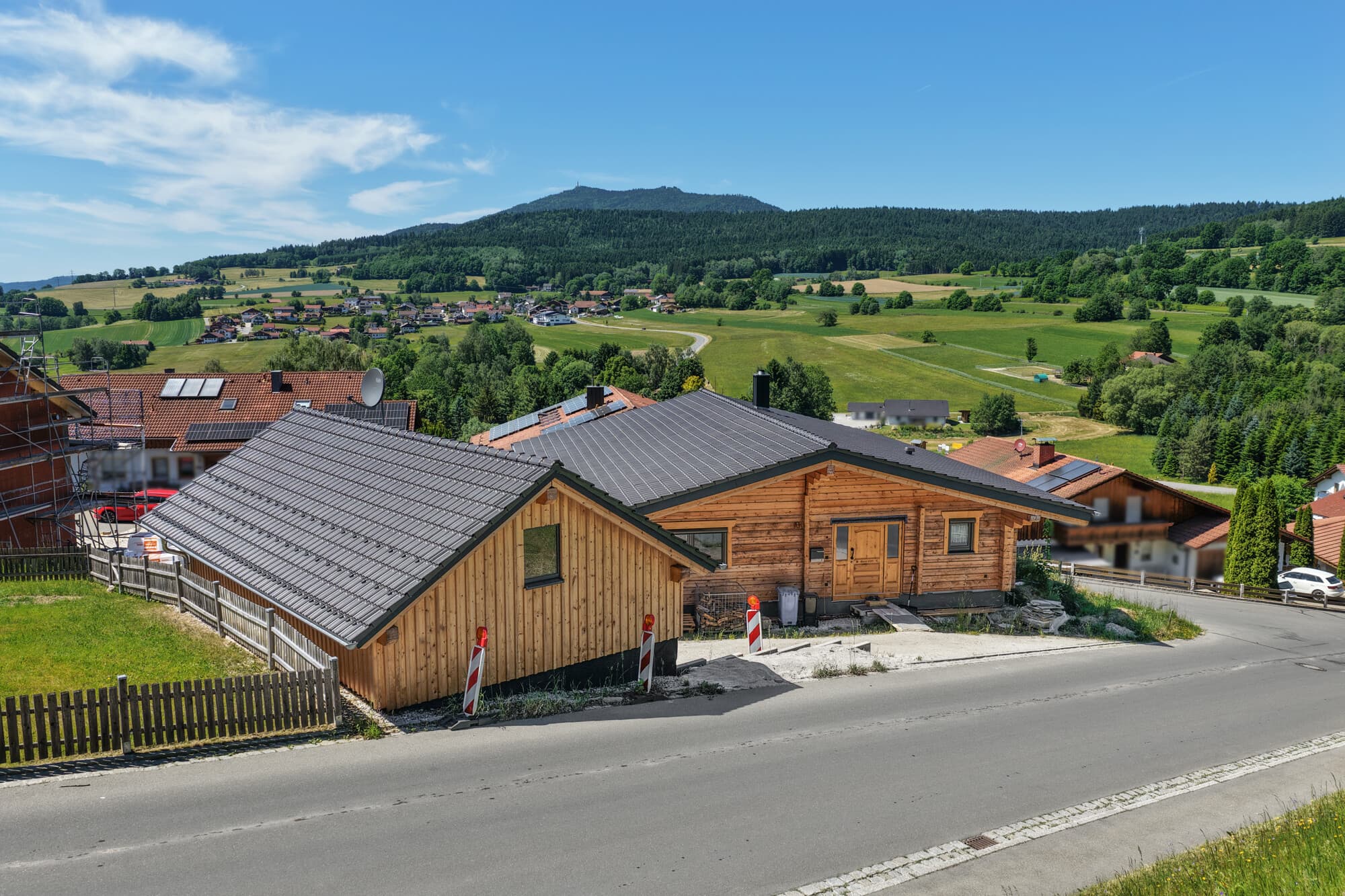 Ihr Traum vom Blockhaus – Modernes Wohnen inmitten der Natur in Arrach!
